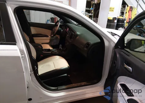 2015 Dodge Charger Sxt из США, поврежденный, VIN 2C3CDXJG8FH746579